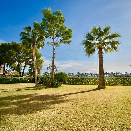 Beachfront Apartment Port de Alcudia (Mallorca) Exterior photo